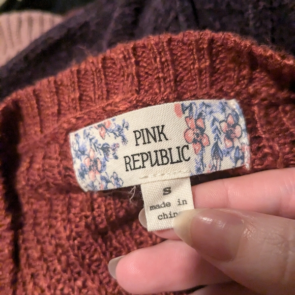 Pink Republic Women's Knitted Burgundy Sweater S - Picture 3 of 3